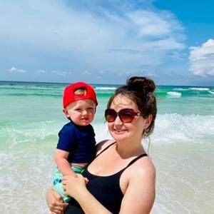 Meet your Posher, Whitney